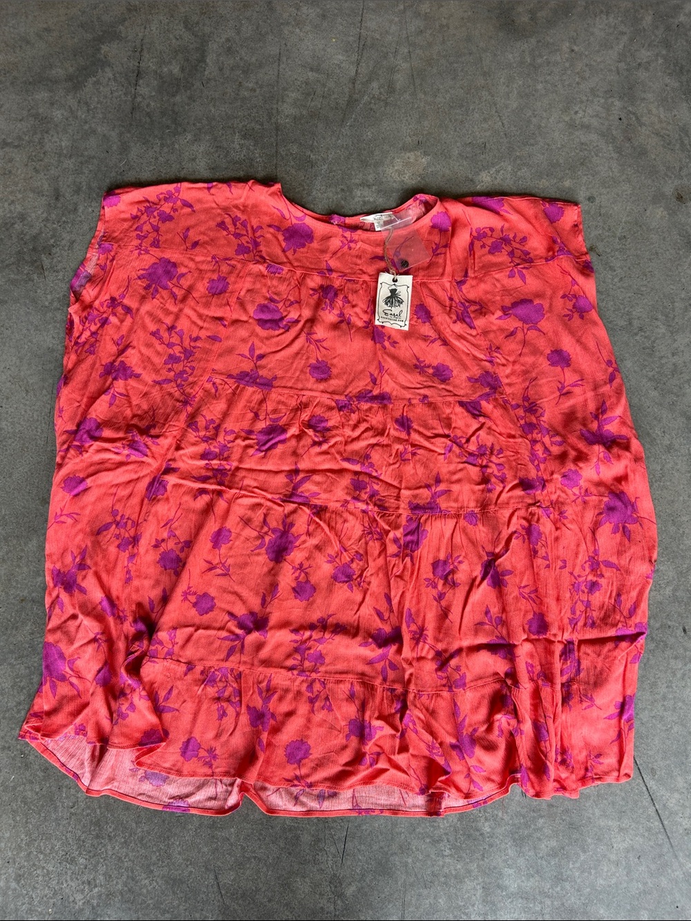 Easel NWT Coral Pink Magenta Floral Tiered Crinkle Boho Oversized Dress Medium